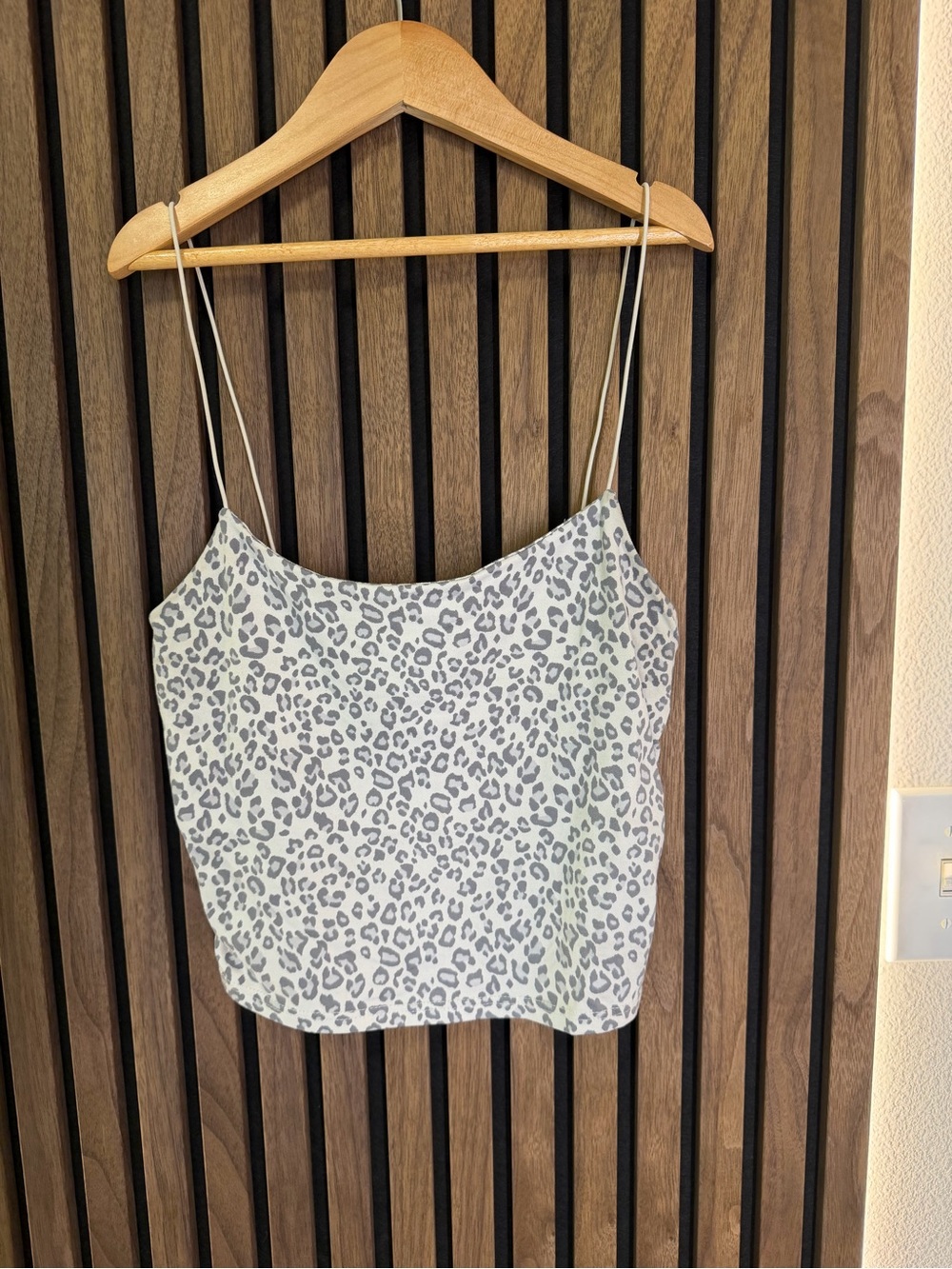 gaze White and Gray Leopard Print Spaghetti Strap Cami